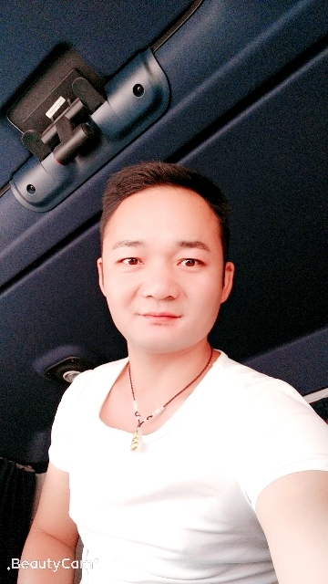 平凡的第一张照片--浦城相亲网