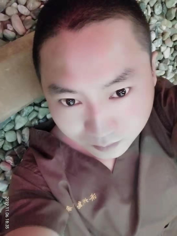 红枫叶的第一张照片--浦城相亲网