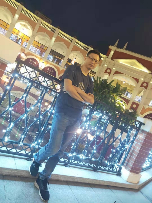 落单恋人的第一张照片--浦城相亲网