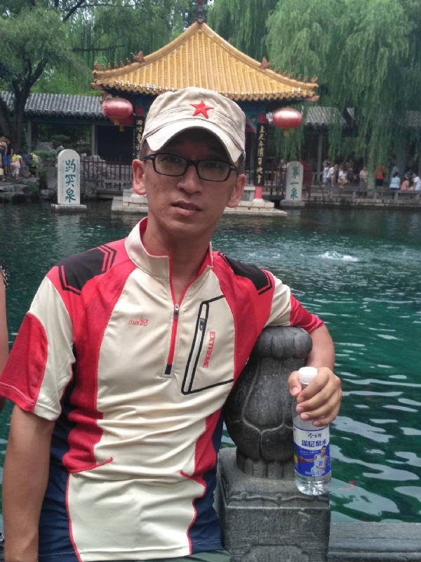 晓峰的第一张照片--浦城相亲网