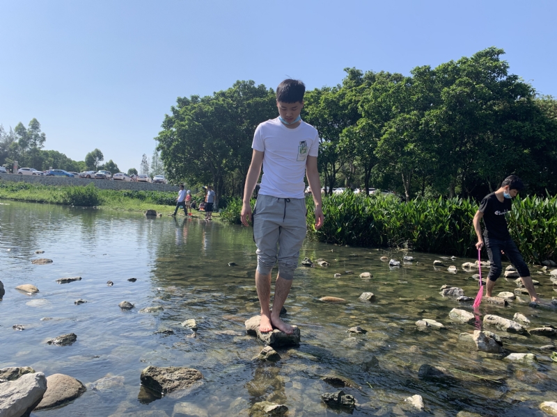 放假吃鸡的第一张照片--浦城相亲网