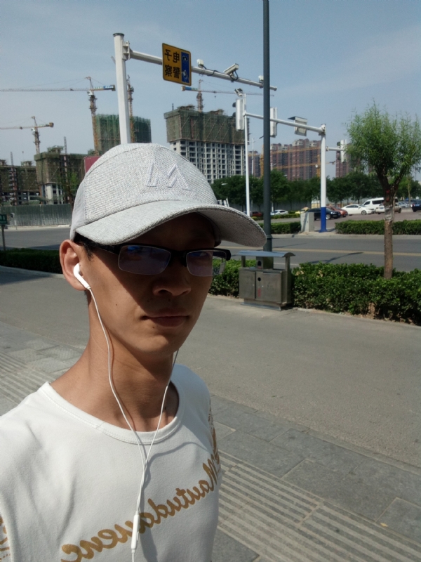 挥一挥手什么都没有的第一张照片--浦城相亲网
