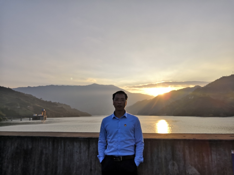 庸人自扰的第一张照片--浦城相亲网