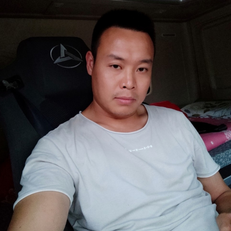 默默的第二张照片--浦城相亲网