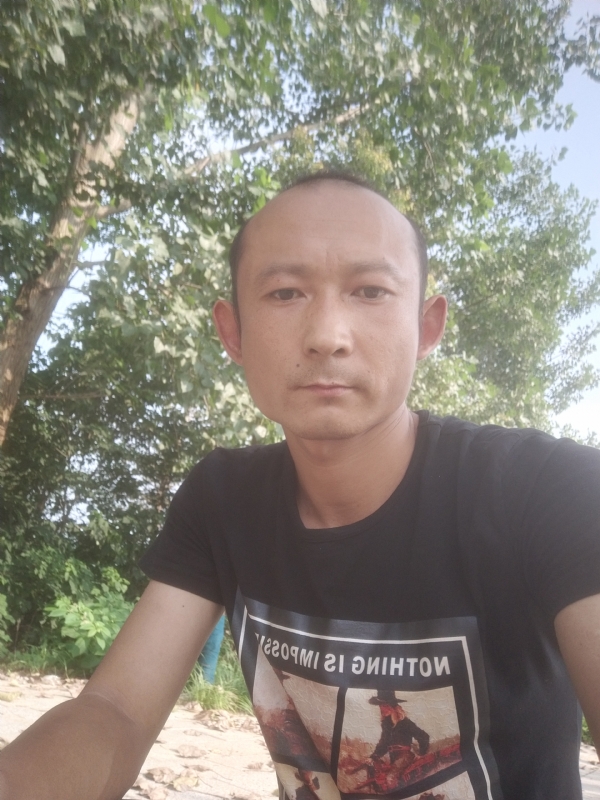 80大叔的第一张照片--浦城相亲网