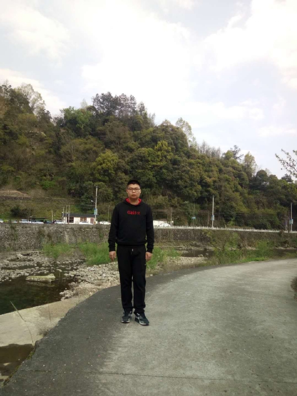等着上钩的鱼的第一张照片--浦城相亲网