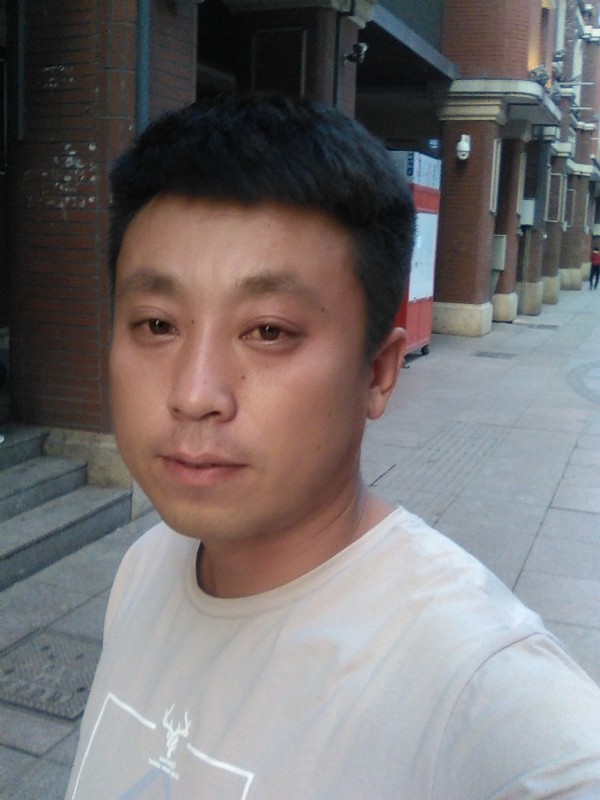 冰冷的心的第一张照片--浦城相亲网