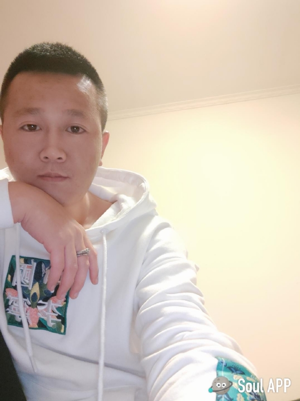 Away的第一张照片--浦城相亲网