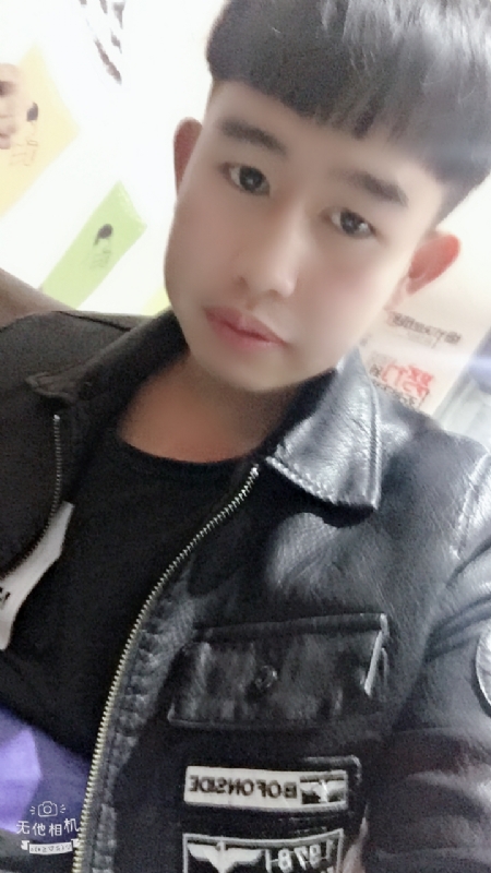 军绿色的第一张照片--浦城相亲网