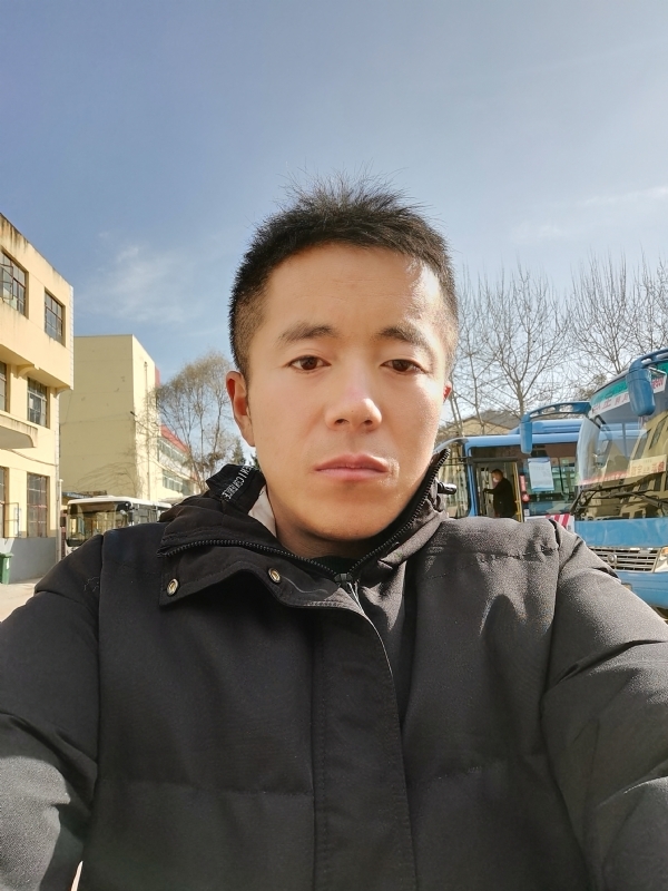 孤独的云的第一张照片--浦城相亲网