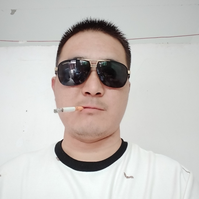 白伟伟的第一张照片--浦城相亲网