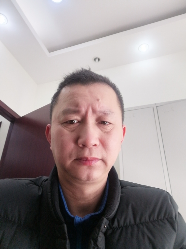 相视而笑的第一张照片--浦城相亲网