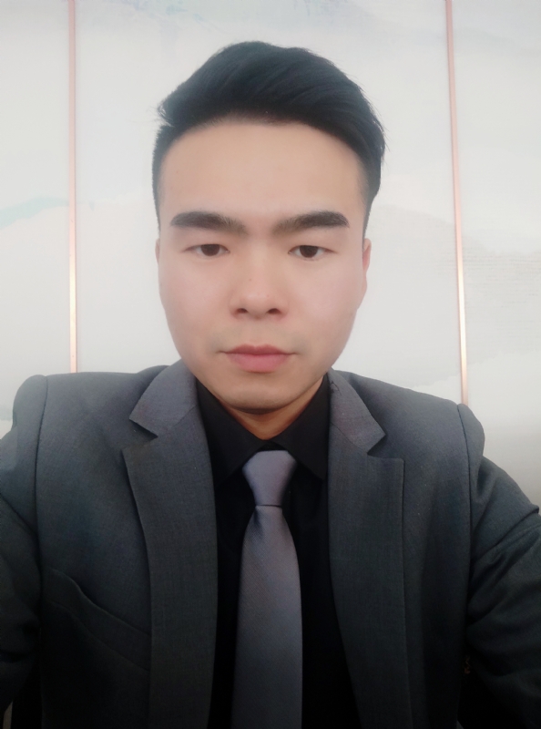 穿西装的鲨鱼的第一张照片--浦城相亲网