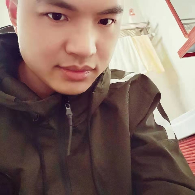 高大上的宅男的第一张照片--浦城相亲网