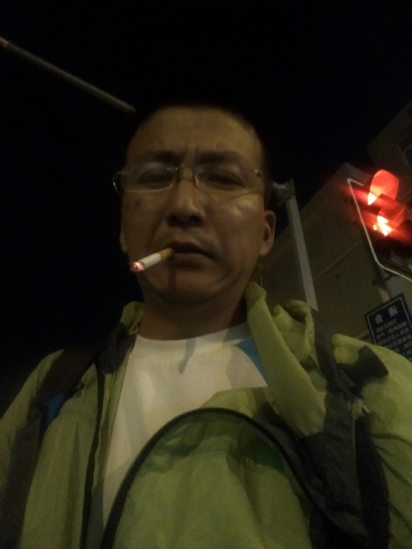 认真的生活的第一张照片--浦城相亲网