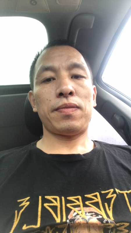 迷茫的第一张照片--浦城相亲网