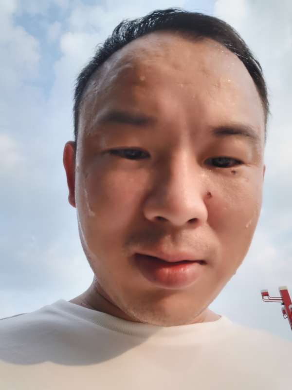 唐老鸭的第一张照片--浦城相亲网
