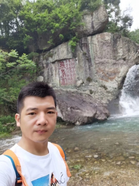 愿得一人心的第一张照片--浦城相亲网