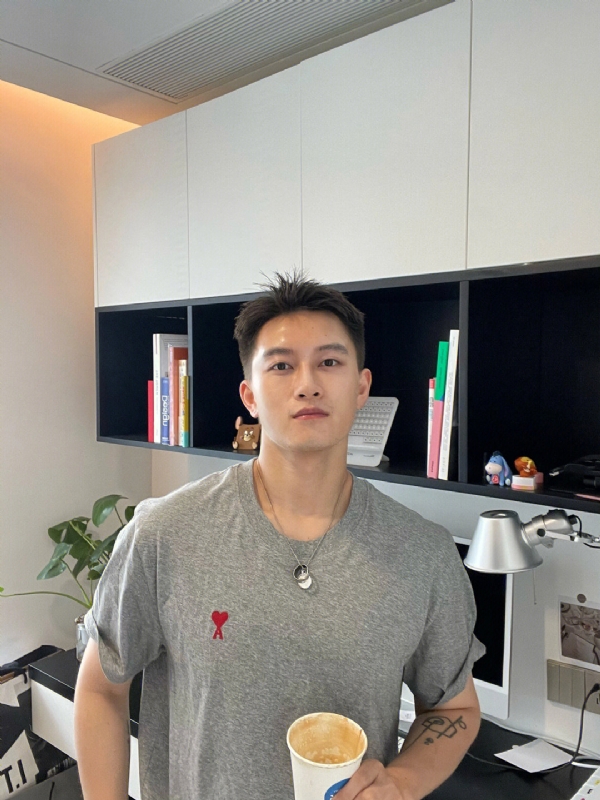 月光之下的第二张照片--浦城相亲网