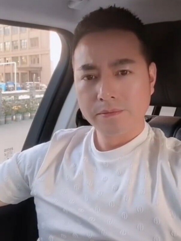 勿忘初心的第一张照片--浦城相亲网