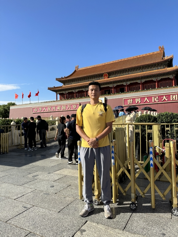 莫过于的第一张照片--浦城相亲网
