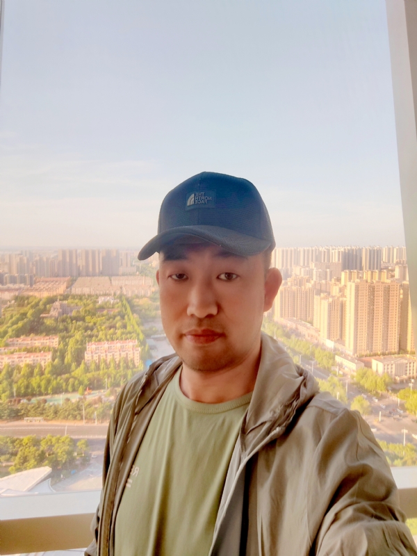 勇攀高峰的第一张照片--浦城相亲网