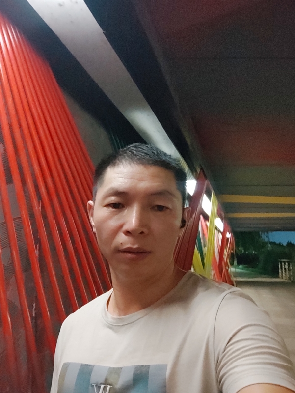 夜猫的第一张照片--浦城相亲网