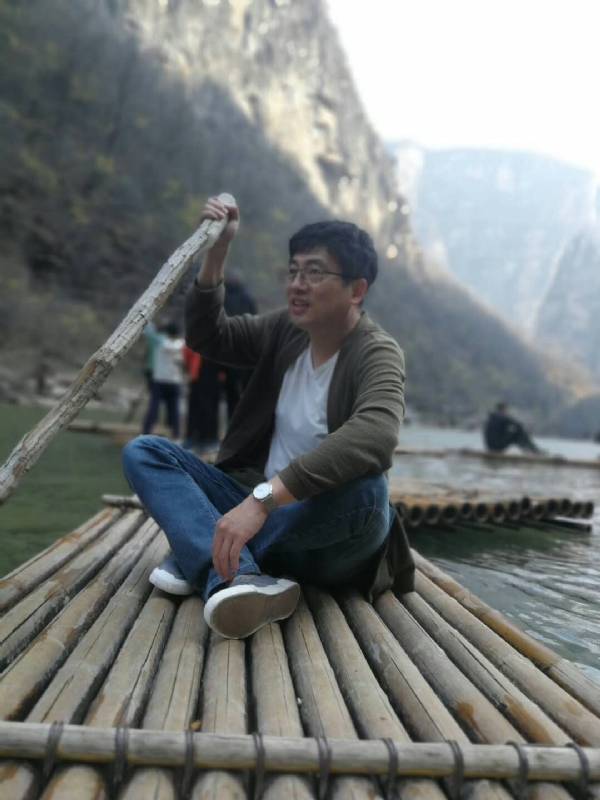 风被吹走了的第一张照片--浦城相亲网
