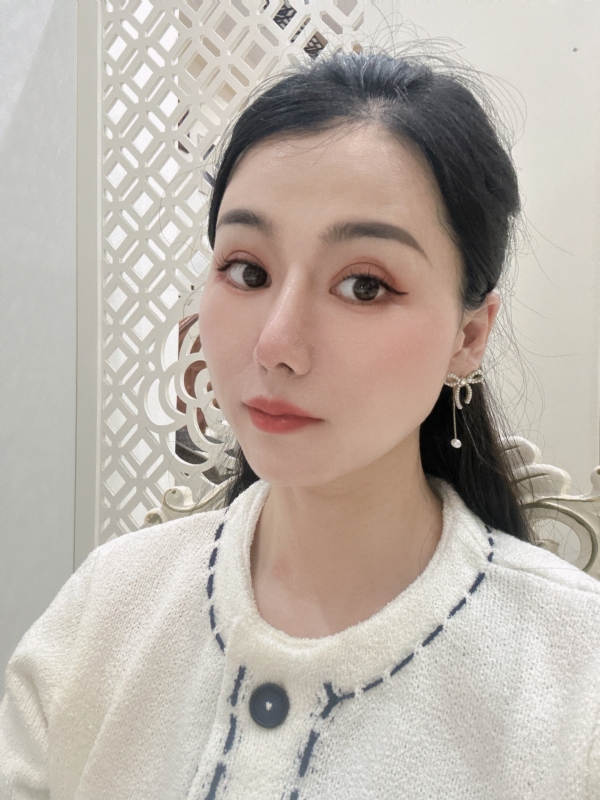 金莉的第一张照片--浦城相亲网