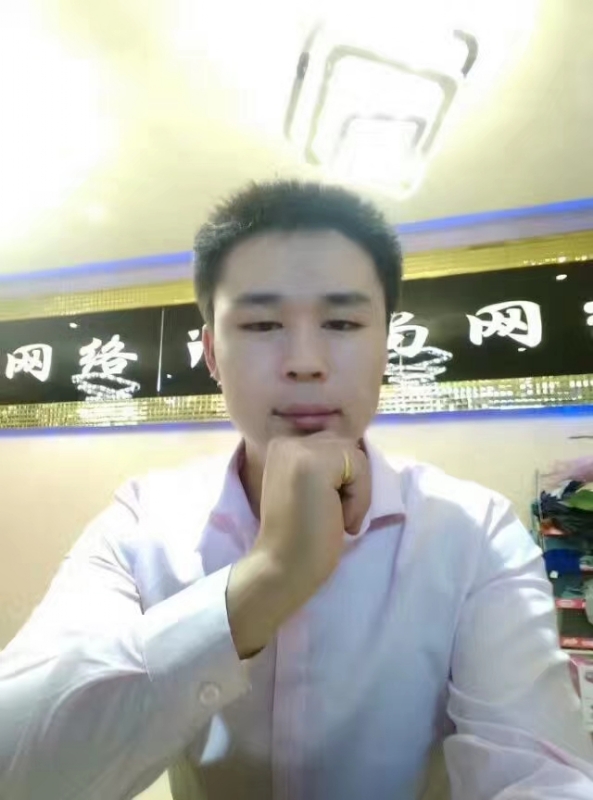 沉默寡言的第一张照片--浦城相亲网