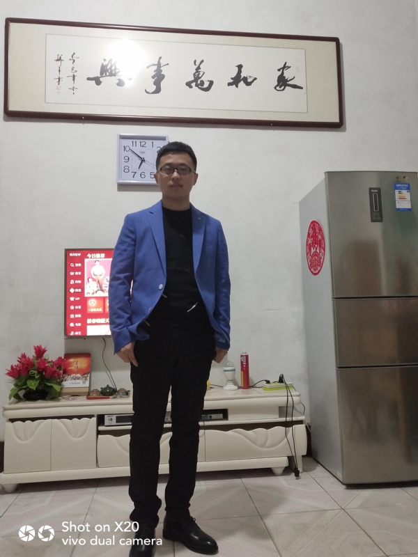 孤独的狼的第一张照片--浦城相亲网