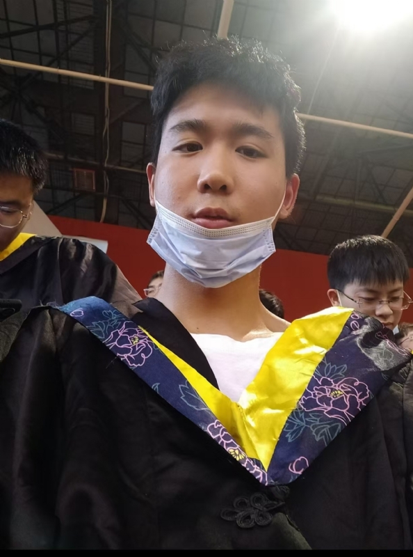 落落大方的第一张照片--浦城相亲网